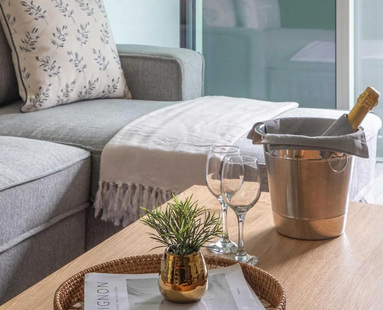 Apartment Frank Poter - Vera Residence Dubai